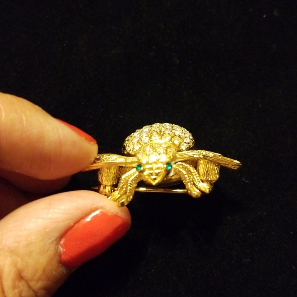 Joan Rivers brooch - Picture 5 of 8